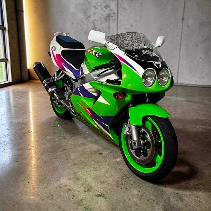 Kawasaki ZXR 750  14.000 km  Nacional 1995