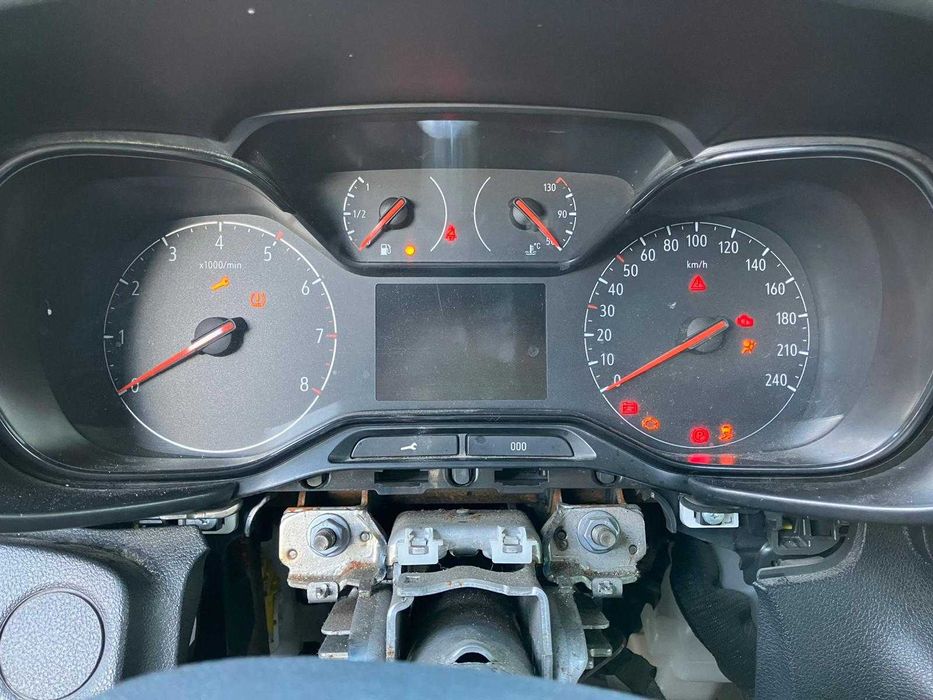 Salvado Opel	Combo (K9) 1.5D | 102cv | 2023 | 278.201 Km