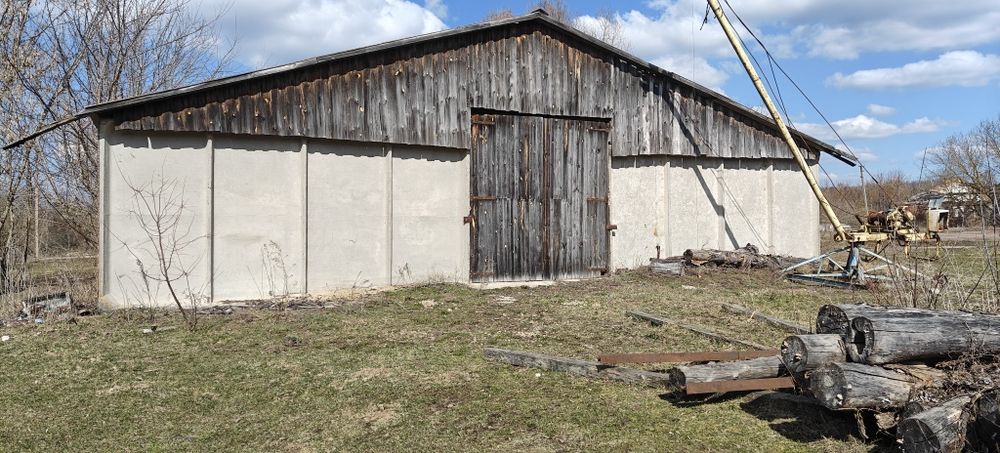 Продам окремі приміщення