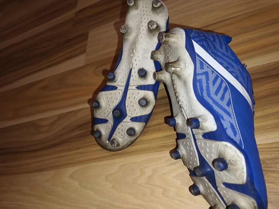 Buty 'korki' chłopięce Kipsta r 29-30