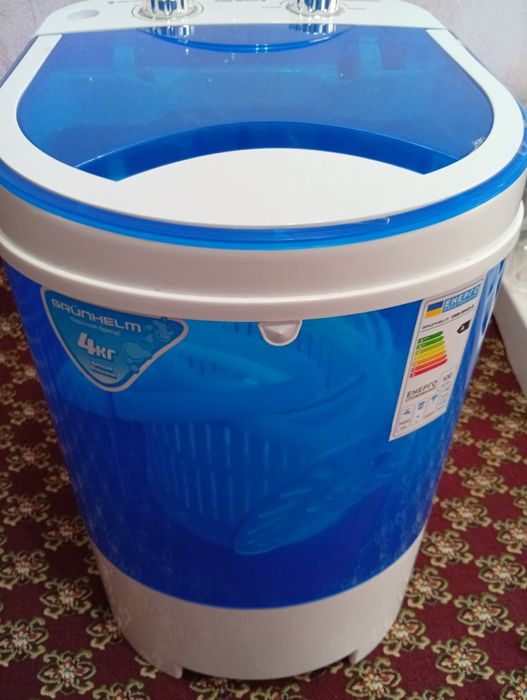 Пральна машина Grunhelm.