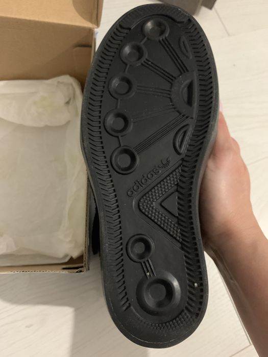 Adidas кросівки 38-39