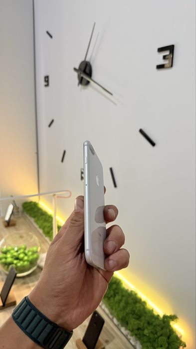 Iphone 8 Plus 64 Gb Silver акб 100%