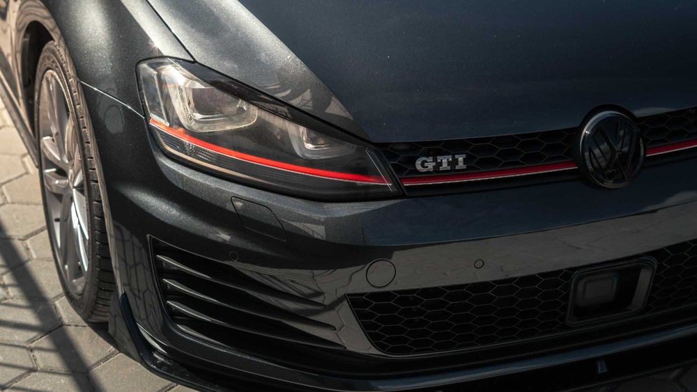 VW GOLF VII GTI "Performance"
