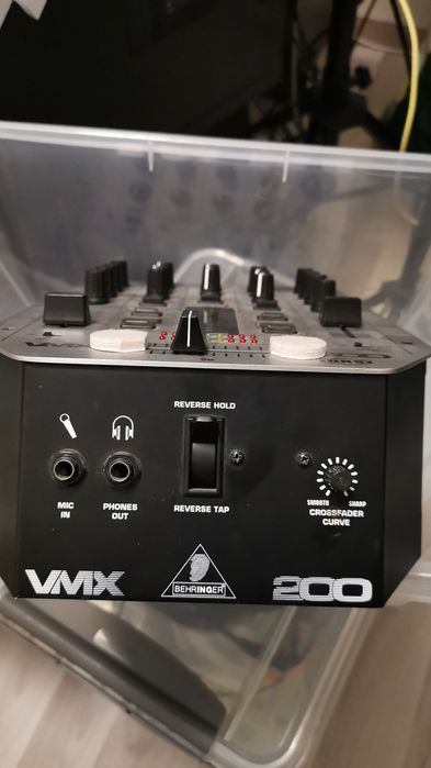 Mesa mistura Behringer