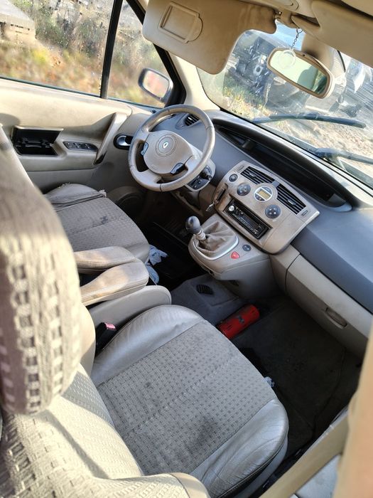 Części Renault scenic 2 z 2005 TEB 66 lakier