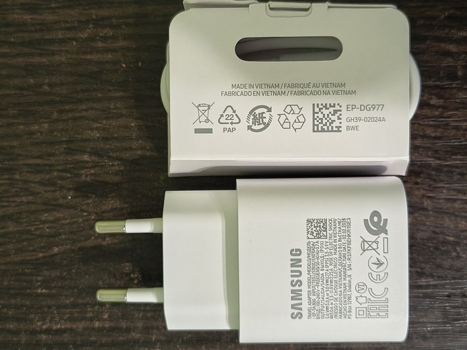 Швидкісна зарядка  Samsung 25W.PDБлок + Кабель 1.метра.EP-TA800