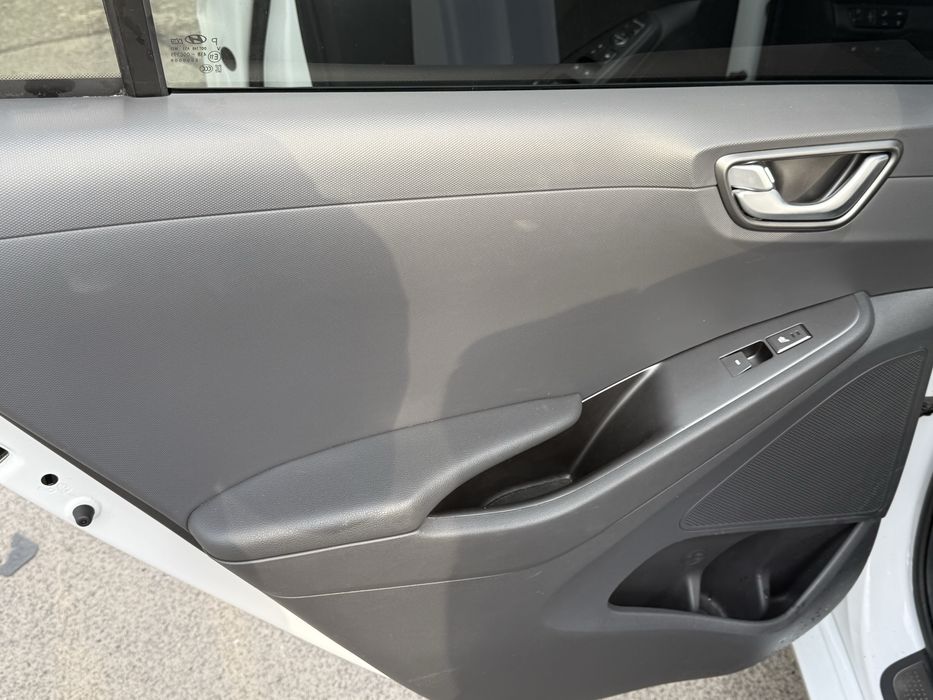 Hyundai Ioniq 2020 38.3 kwh