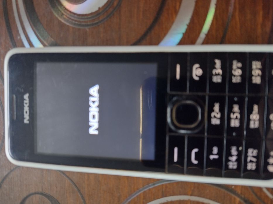 Продам Nokia 301 DUAL SIM