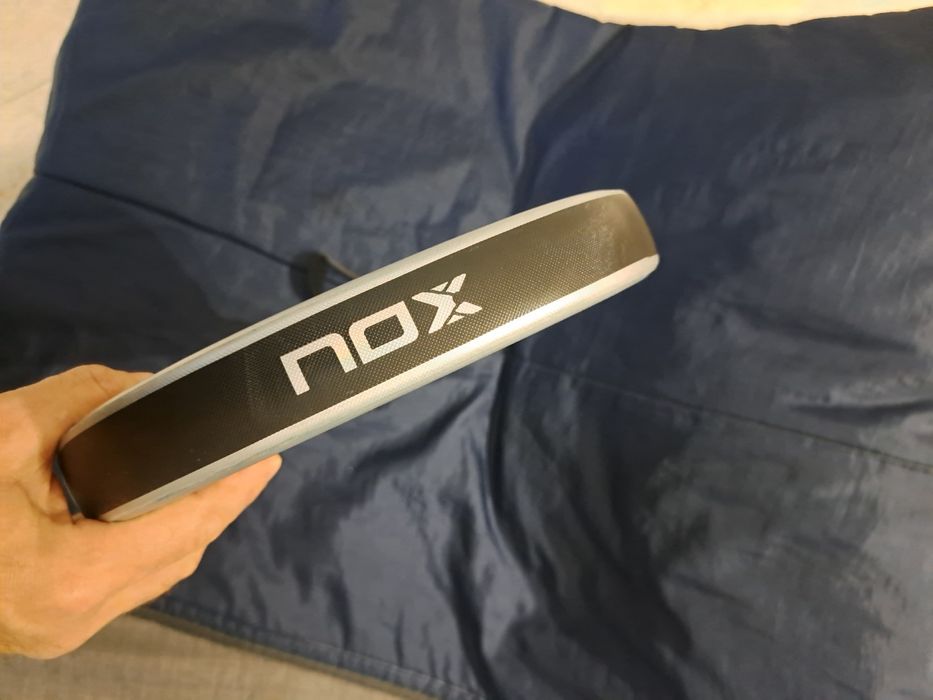 Raquete Nox AT10 Tapia