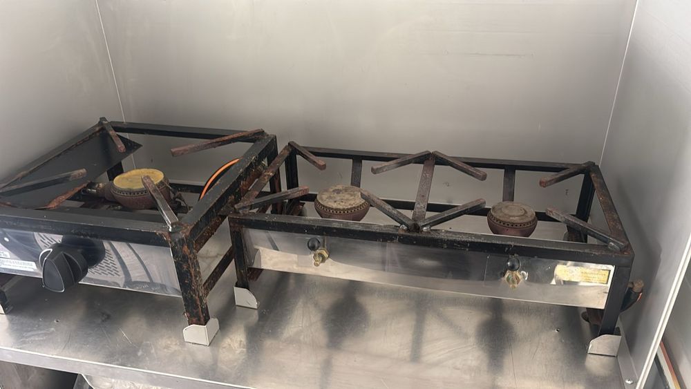 Roulote bar tudo a funcionar