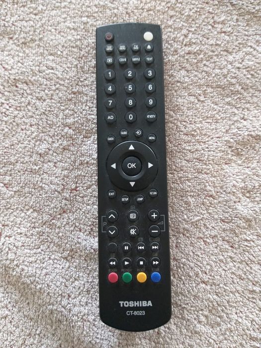 Vendo TV TOSHIBA branca 19”