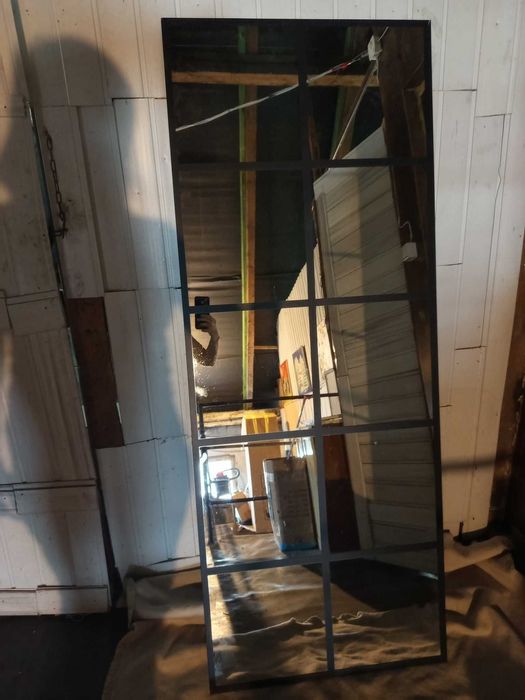 Lustro w stylu loft