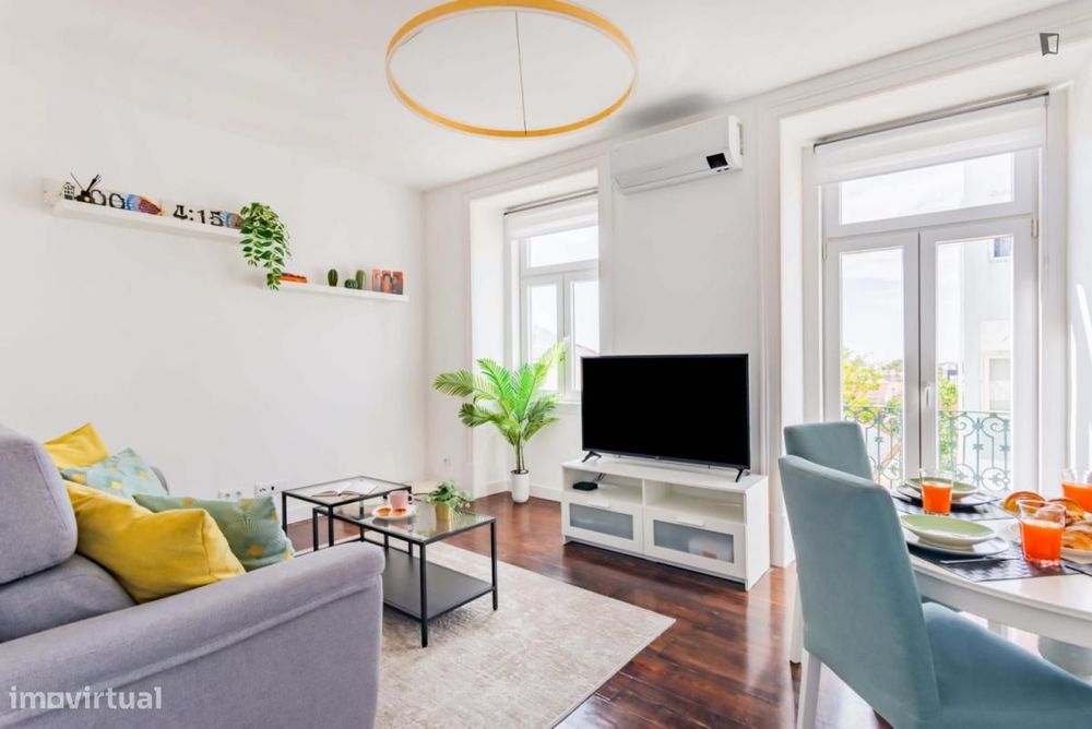 Apartamento com 2 quartos - localizado em Arroios Lisbon