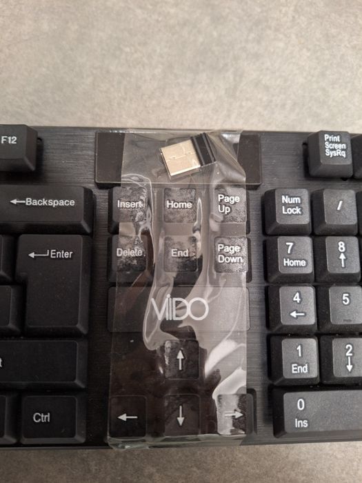 Klawiatura do komputera i laptopa bezprzewodowa