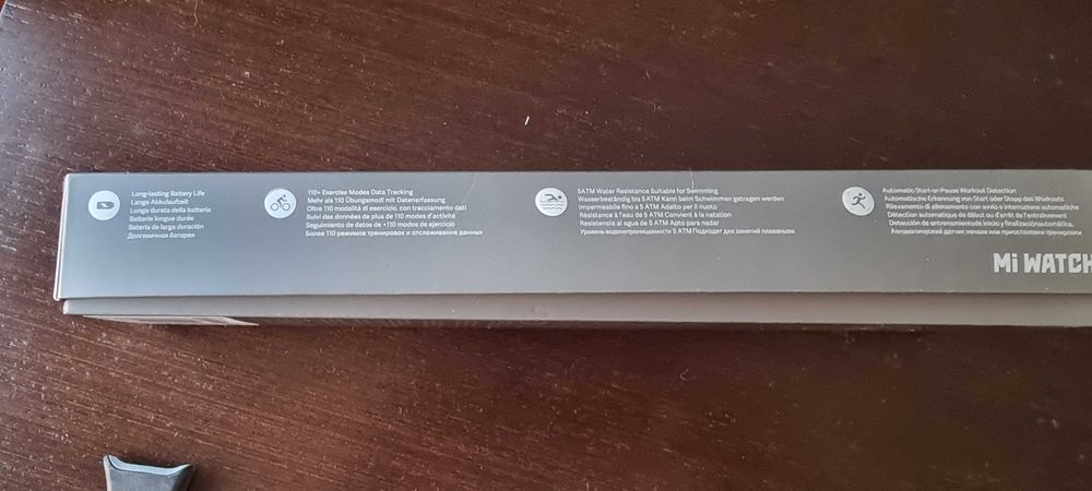 Xiaomi Mi Watch com display Oled