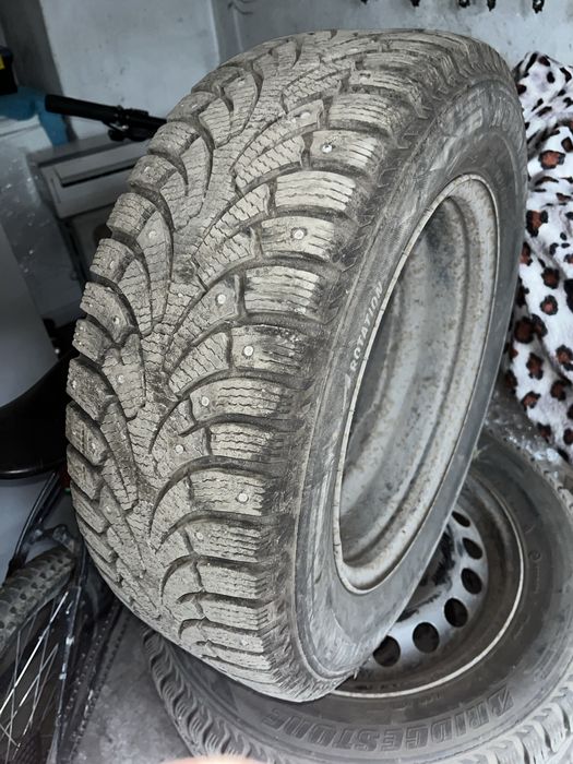 Зимняя резина Bridgestone 195/65R15