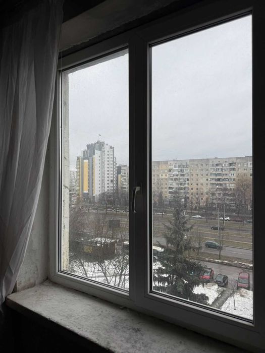 Продаж 3-кімнатної квартири на Сихові просп. Червоної Калини (Шувар)