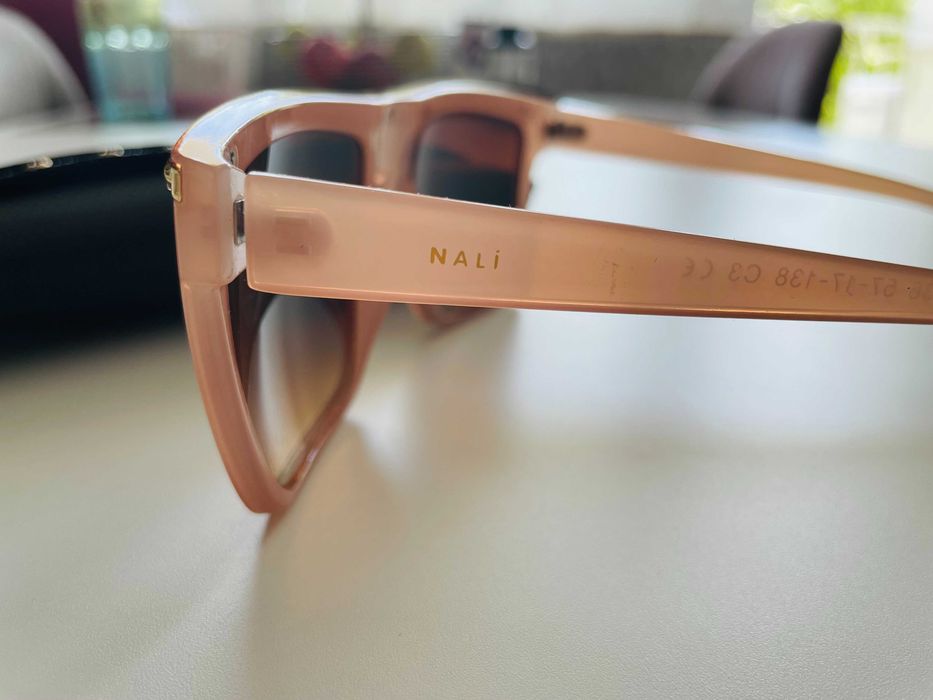 TK Maxx, Nali, okulary przeciwsłoneczne + dżetowane etui
