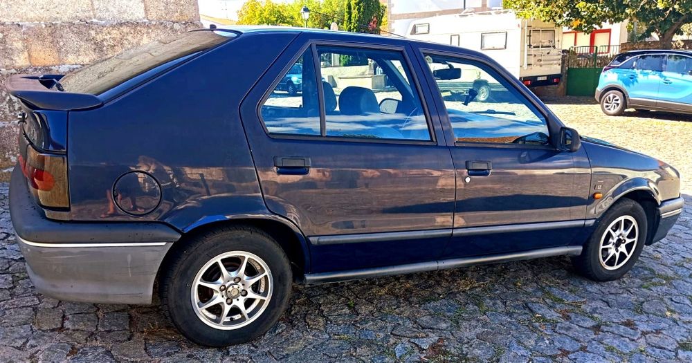 Renault R19 hatchback 1.2 gasolina 1994