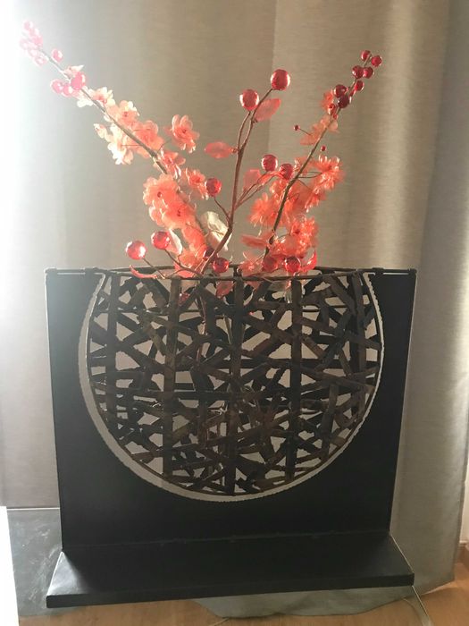 Peça decorativa e floreira