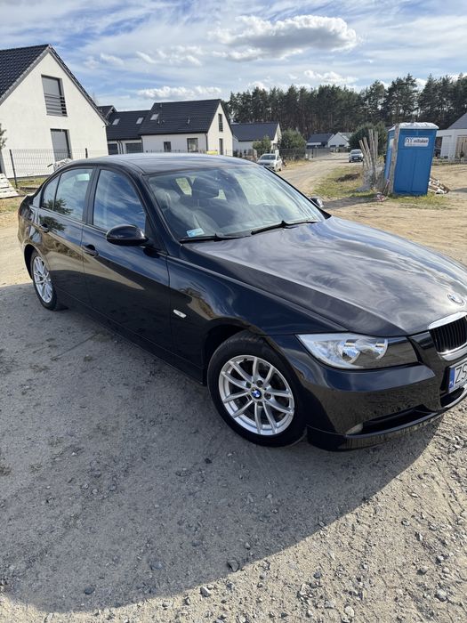 BMW 320i  2007 Rok