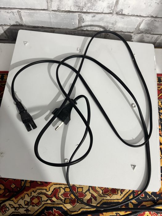 Ps4 pro,pracuje