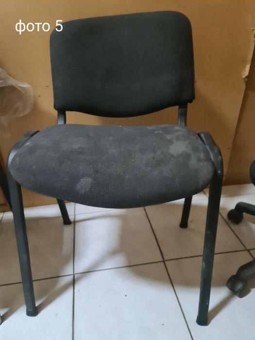 Стільці офісні б/в