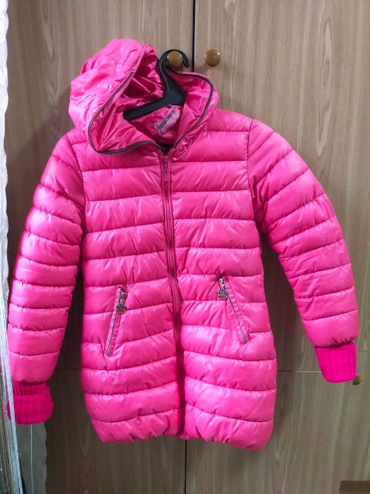 Курточка на девочку