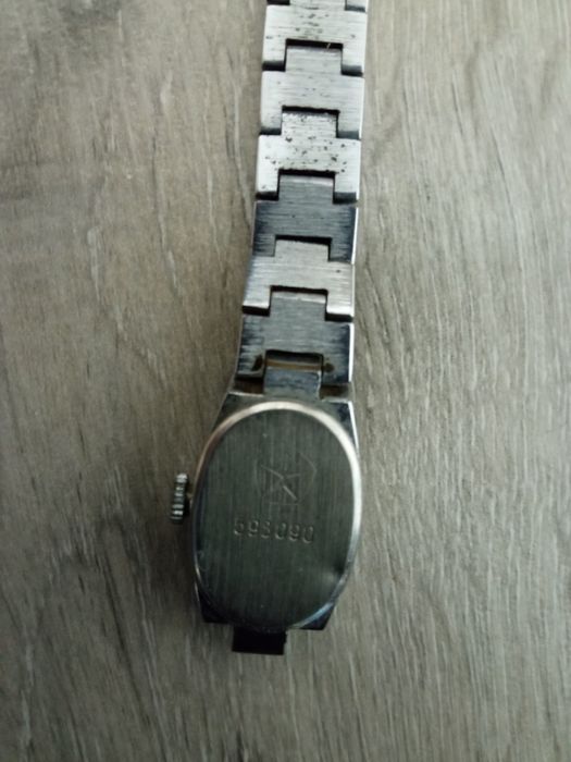 Женские часы луч СССР