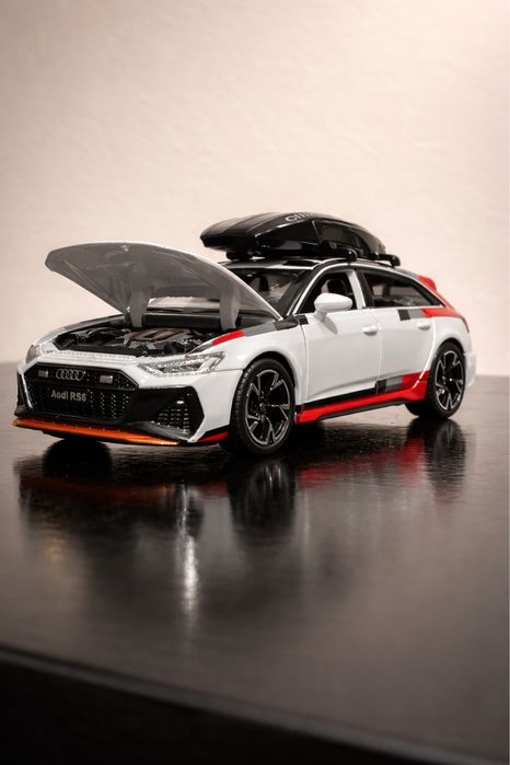 Audi RS6 – Com Luzes e Som