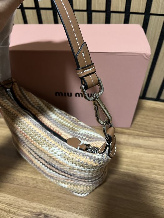 Стильна сумка miu miu