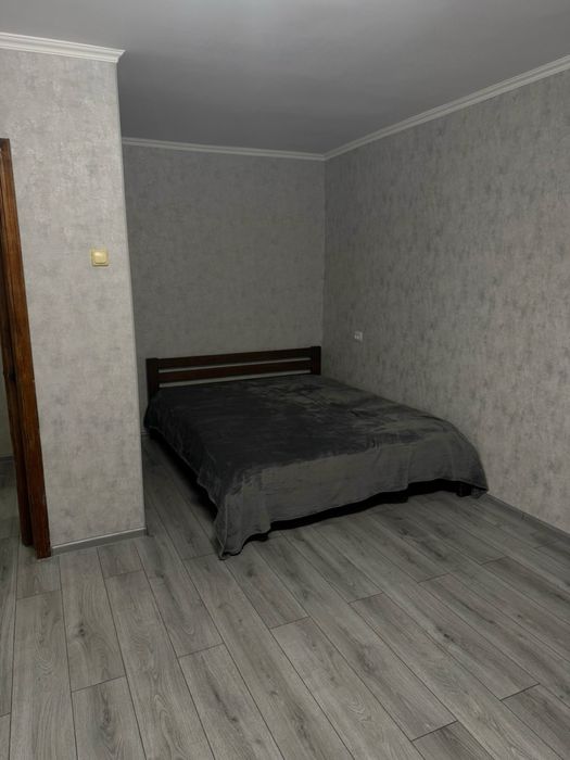 Сдам большую 1 комнатную квартиру Ген.Петрова/Радостная