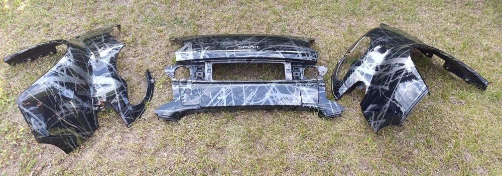 Smart Fortwo plastiki, maska, zderzak Scratch Black