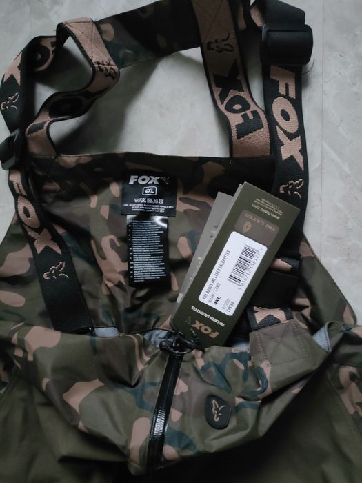 Fox  aquos tri layer