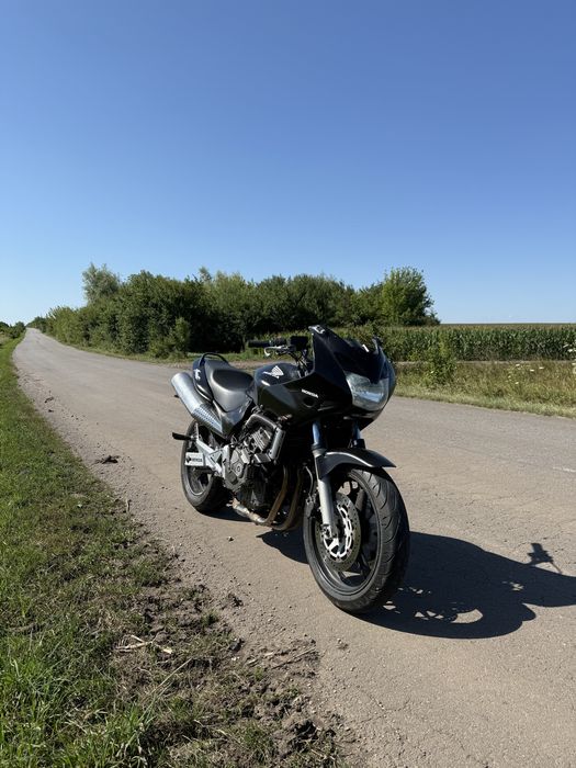 Honda hornet cb600f