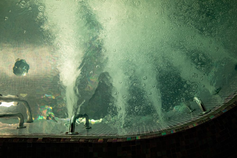 Diamond PRYWATNY BASEN I SAUNA Poznań Apartament Premium Zaręczyny Rocznice Okazje