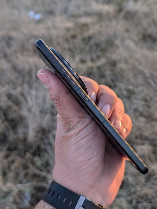 Vivo x200 pro (16/512 Гонг-конг Глобал 2 физ сим+есим из лучших камера