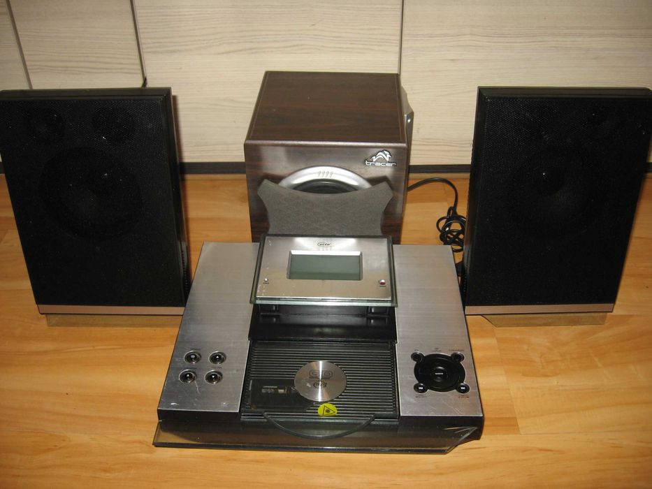 wieża ELTA  NO 2444 MP3