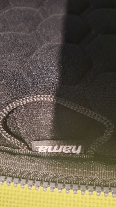 Etui na laptop Hama.
