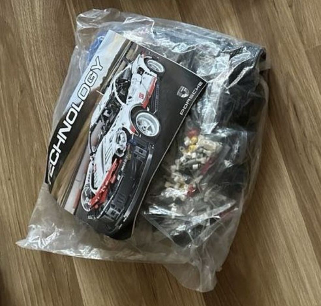 Lego technic porshe 911 1580+ деталей: 930 грн. - Конструктори Кути на Olx
