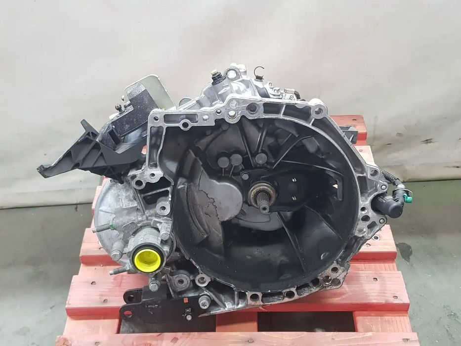 Caixa de Velociddaes Opel Vivaro 2.0Cdti 20V253