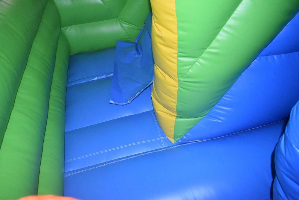 Insuflável Castelo Obstáculos!