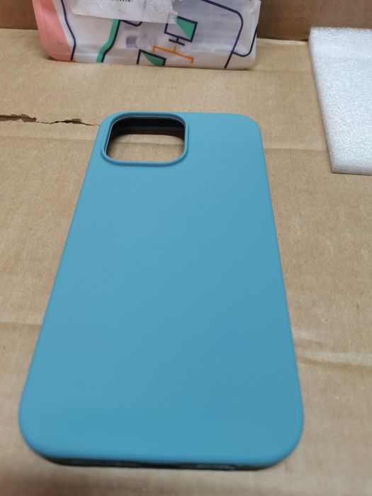 kwmobile Etui na iPhone'a 14 Pro Max - wąskie silikonowe etui z TPU