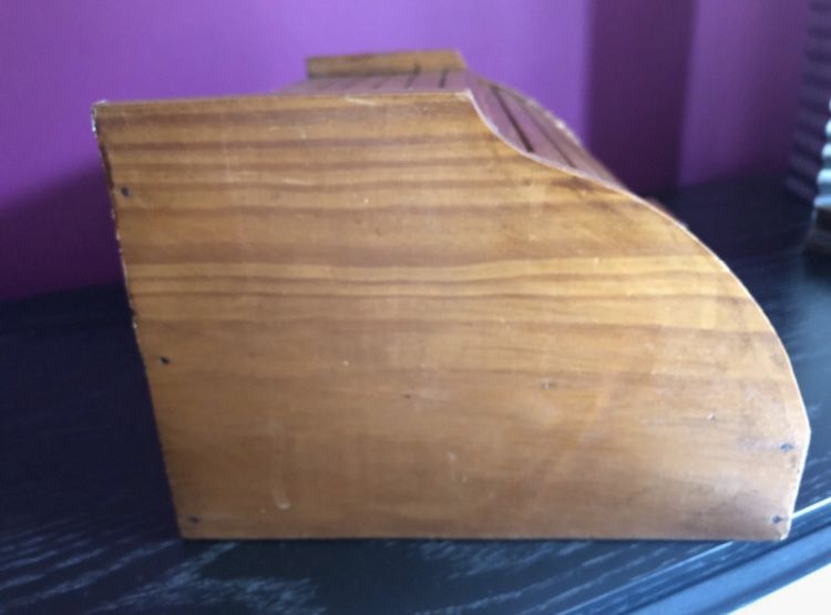 Caixa do pão em madeira vintage