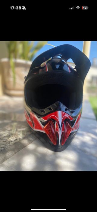 Capacete Bef vermelho e preto