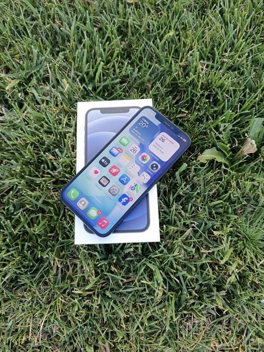 Iphone 12 64gb livre + extras (Troca)