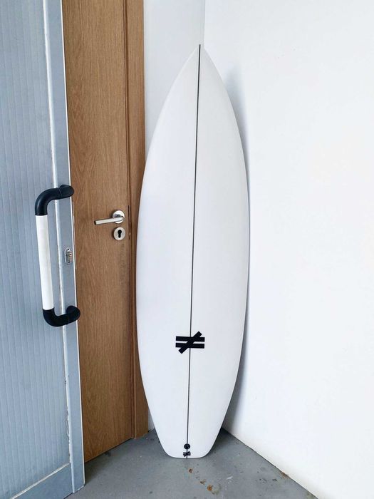 Prancha de Surf 5'6 25L