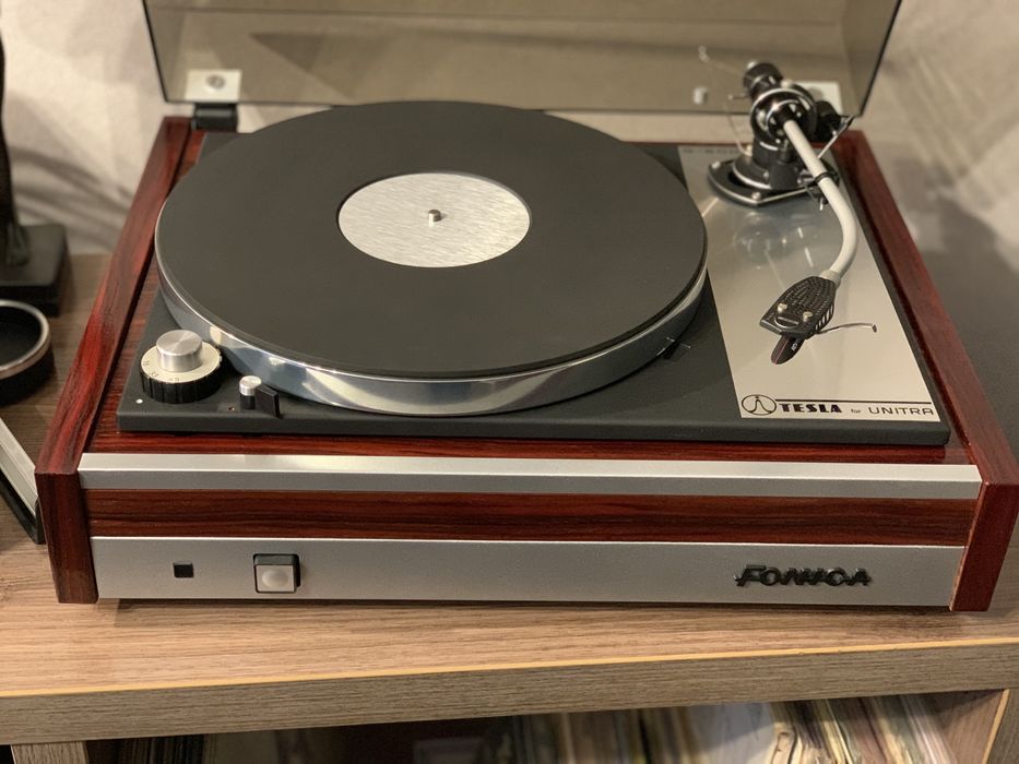 Аудиофильский проигрыватель винила Unitra Fonica G 600 B  Tesla P 1101