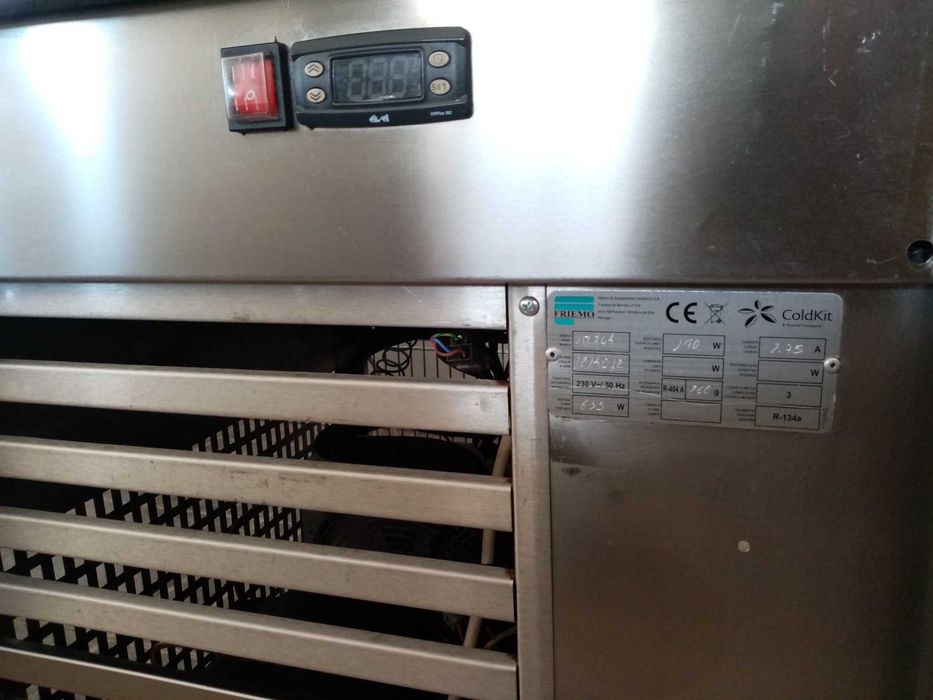 ACM1399 - Bancada Refrigerada em Inox com 4 Portas - Usada
